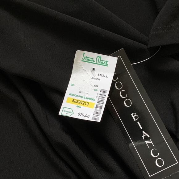 Coco Bianco Top Black Cold Shoulder Chain Strap Detail Top Size Medium NEW - Picture 9 of 13